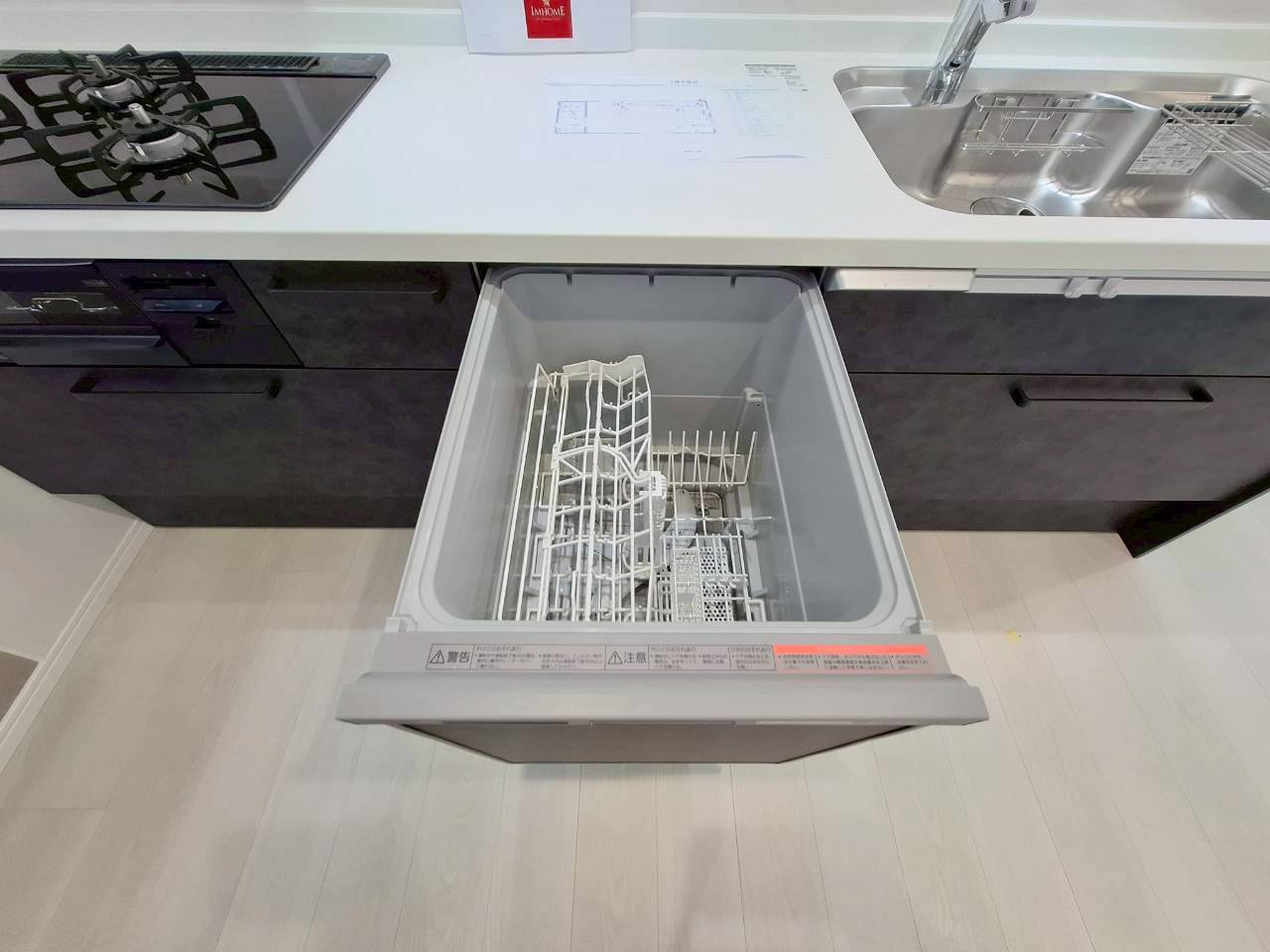 クローバーエース嘉手納屋良Ⅱ　5号棟の内観：施工例|※未完成物件の為、同建築会社施工参考写真となります。