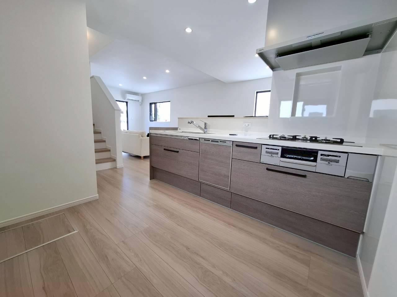 クローバーエース嘉手納屋良Ⅱ　5号棟の内観：施工例|※未完成物件の為、同建築会社施工参考写真となります。