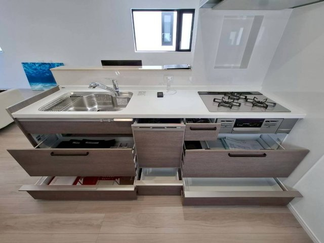 クローバーエース嘉手納屋良Ⅱ　5号棟の内観：施工例|※未完成物件の為、同建築会社施工参考写真となります。