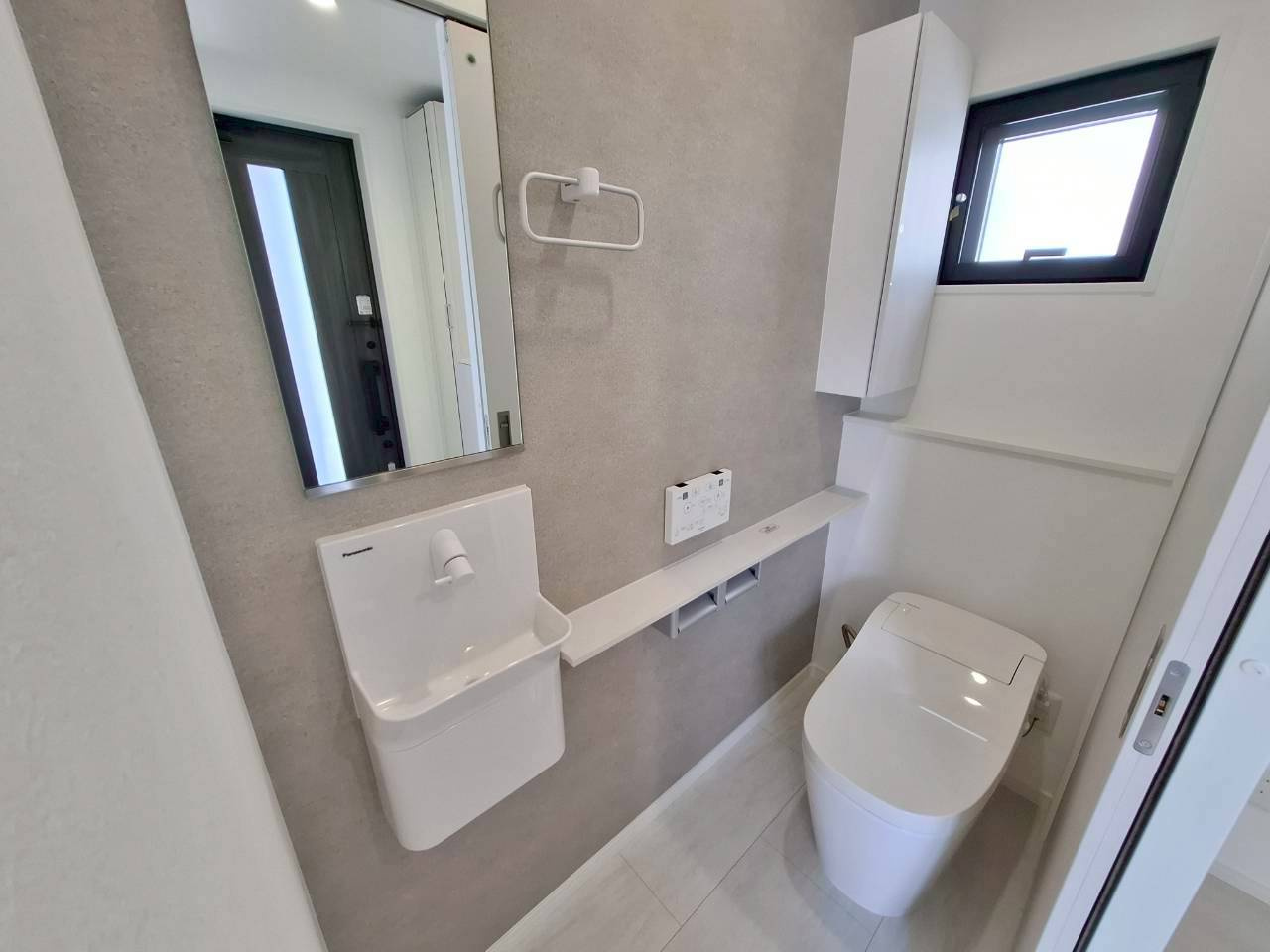 クローバーエース嘉手納屋良Ⅱ　5号棟の内観：施工例|※未完成物件の為、同建築会社施工参考写真となります。