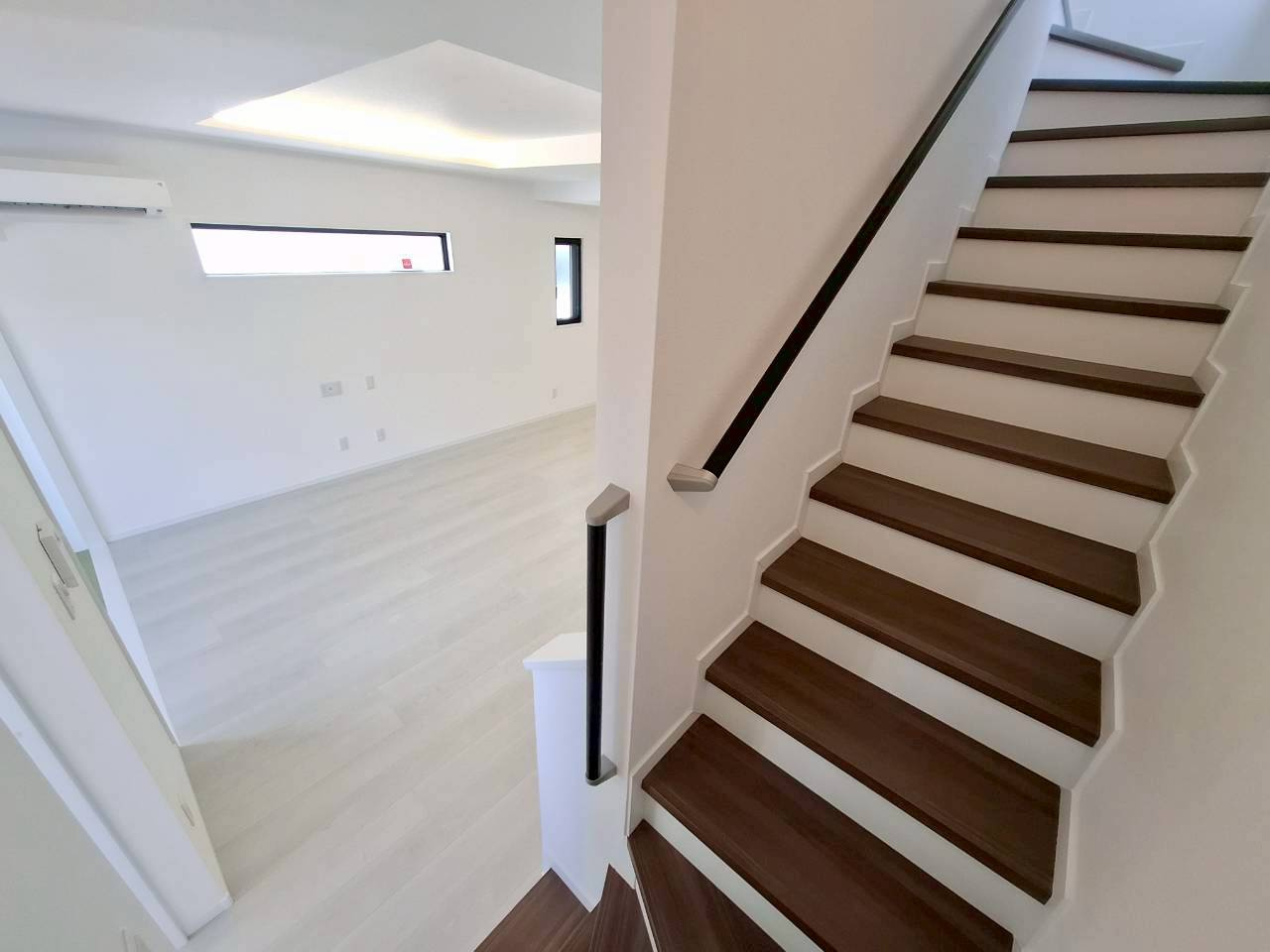 クローバーエース嘉手納屋良Ⅱ　5号棟の内観：施工例|※未完成物件の為、同建築会社施工参考写真となります。