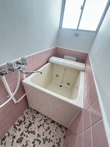 フクヤマンションの浴室