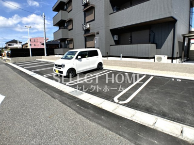 【駐車場】 | Ｄ－ａｖａｎｃｅ上和田 | 駐車場があります