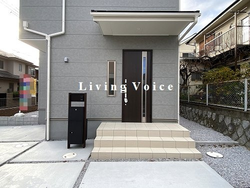 【エントランス】 | 【仲介手数料０円】平塚市ふじみ野2丁目　新築一戸建て | 【仲介手数料０円】平塚市ふじみ野2丁目　新築一戸建て