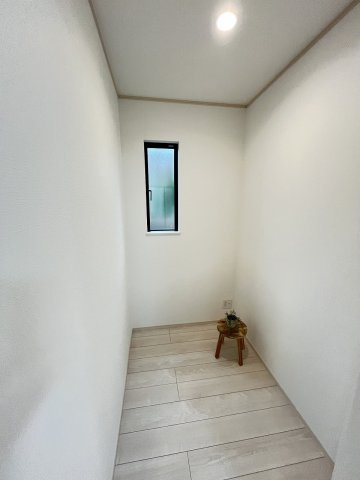 【収納】 | 福岡市東区美和台5丁目第1　A号棟（全2棟）【仲介手数料無料・0円】 | 現地写真。