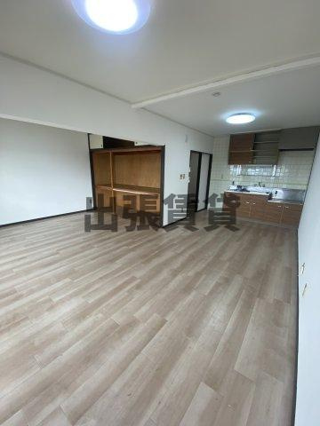 仲介手数料0円！！ハイツ第一やまびこの居間・リビング