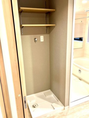 ジェイシティ中新町のランドリースペース