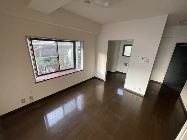 ディアコート東金の洋室