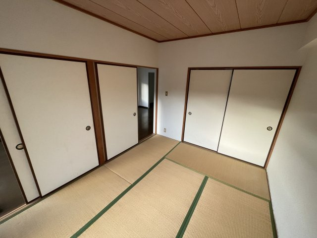 ディアコート東金の和室