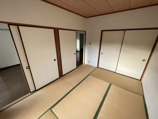 ディアコート東金の和室