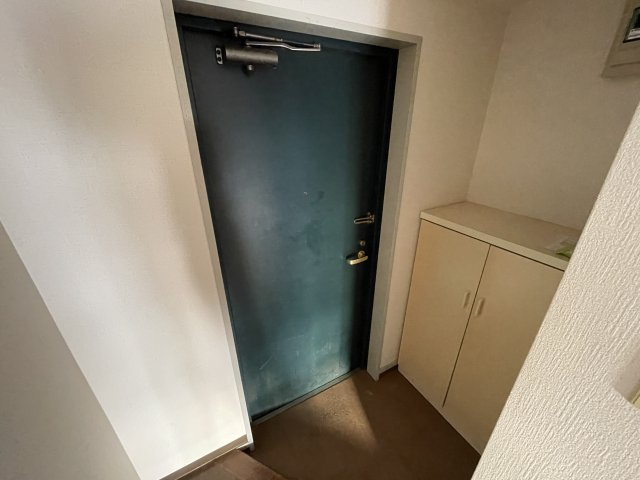 ディアコート東金の玄関