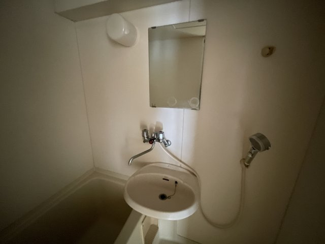 ディアコート東金の洗面所