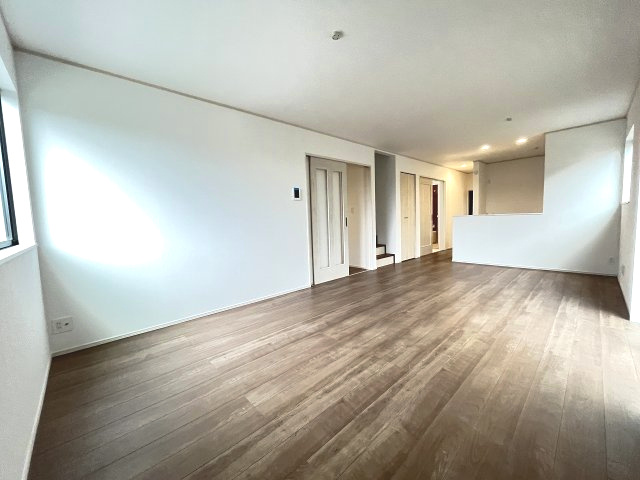 【内装】 | 福岡市東区美和台5丁目第1　B号棟（全2棟）【仲介手数料無料・0円】 | 施工例。施工例は完成時と異なる場合があります。