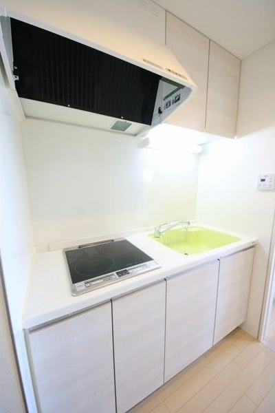 FRENCIA NOIE名駅のキッチン