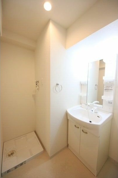 FRENCIA NOIE名駅の洗面所