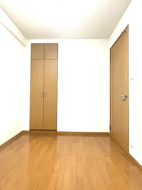 アルファステイツ伏石サンフラワー通りの洋室