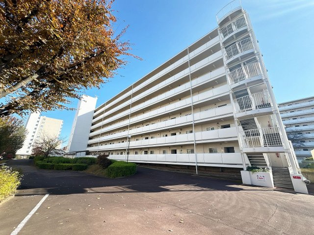 【外観】 | みよしみずほ台サンライトマンションD棟　(ふじみ野店) | 東武東上線「みずほ台」駅徒歩13分！スーパーやドラックストアが点在する便利な住環境にございます。