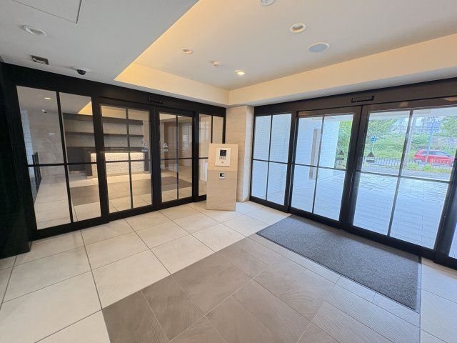 ワコーレ舞子オーナーズヴィラのエントランス