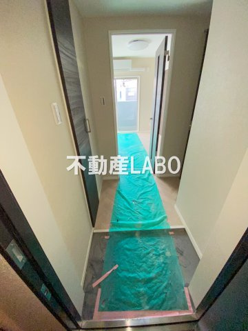 GRAND STEADY 天王寺町の玄関