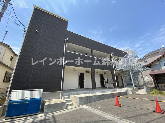 プリズム8番館の外観