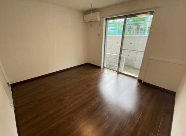 プリズム8番館の居間・リビング