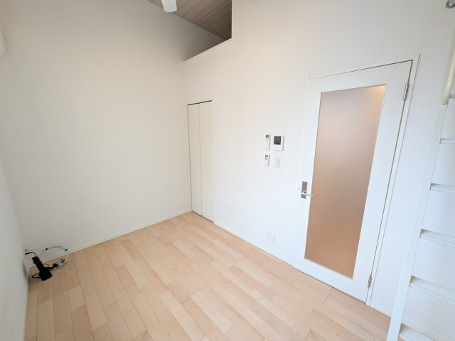 アザーレ・パッシオ生田弐番館の居間・リビング