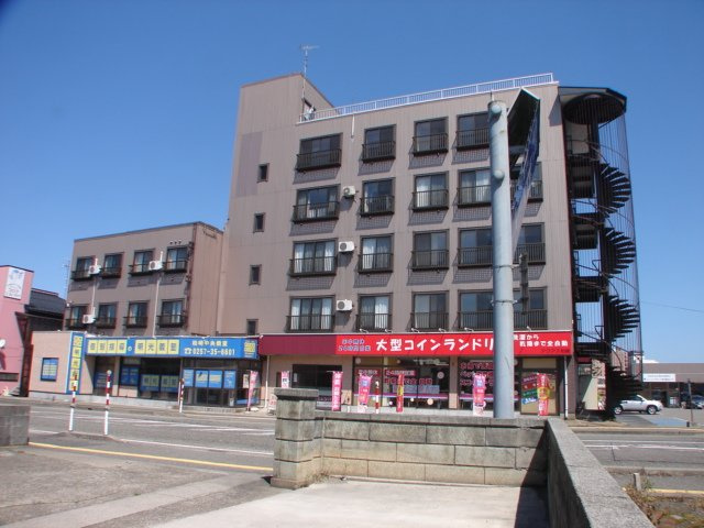 柏崎市柳橋町のアパート