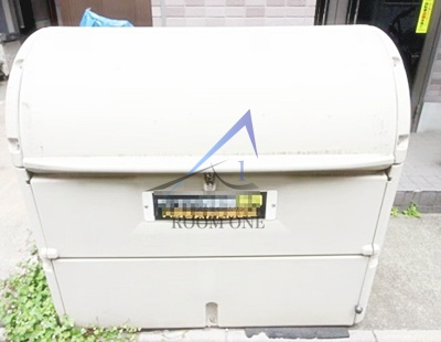 ブルーシア浅草橋のその他共用部分|敷地内ゴミ置き場です。