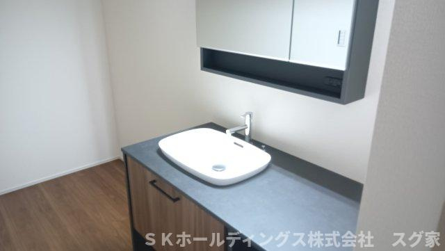 舞鶴市七日市２期１号棟の独立洗面台