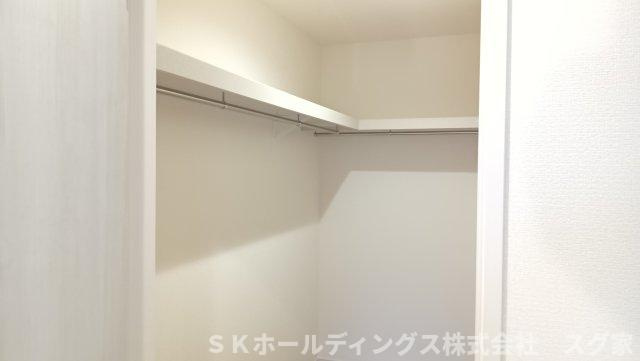 舞鶴市七日市２期１号棟の収納