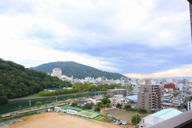 アルファステイツ助任本町の展望