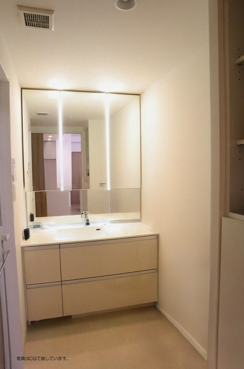 アルファステイツ助任本町の独立洗面台|女優ライト付き洗面化粧台