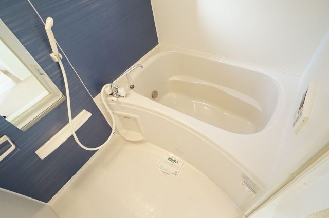 プラセール宝塚Ⅱの浴室|参考、同建物・反転間取りの号室
