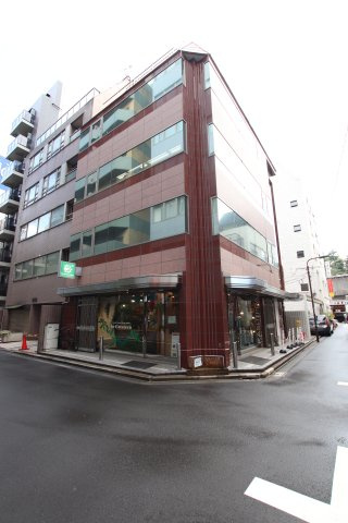 KSビルの外観