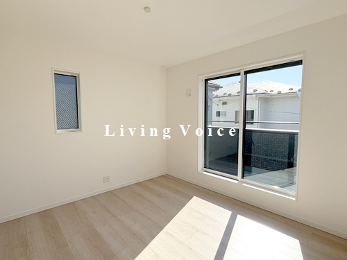 【玄関】 | 【仲介手数料０円】厚木市第5山際　新築一戸建て　全2棟 | 厚木市第5山際　新築一戸建て　全2棟