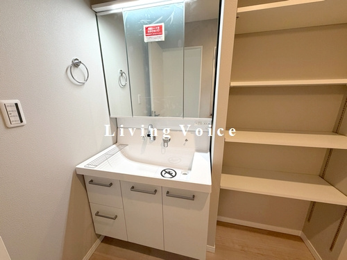 【トイレ】 | 【仲介手数料０円】厚木市第5山際　新築一戸建て　全2棟 | 厚木市第5山際　新築一戸建て　全2棟