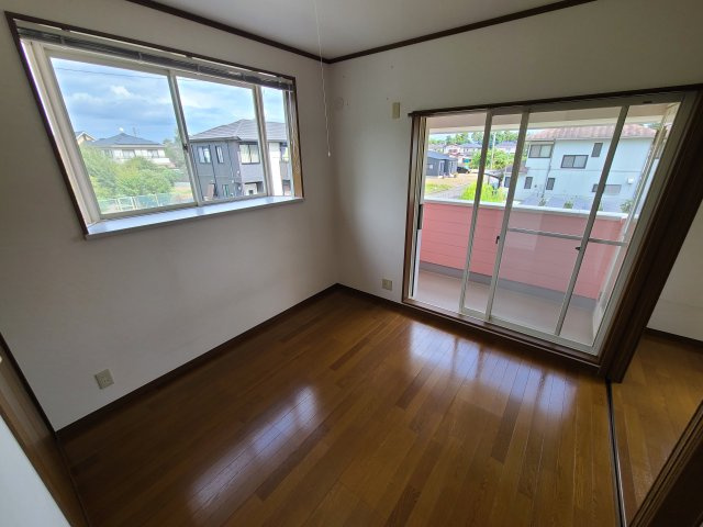 東金市下谷貸家の洋室