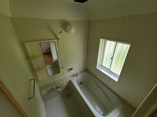 東金市下谷貸家の浴室