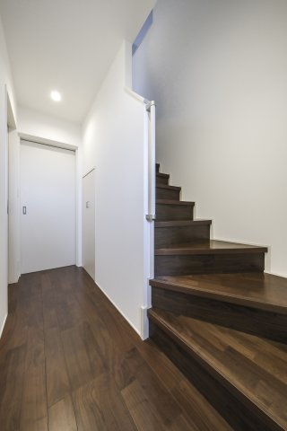 千種区光が丘二丁目戸建のその他|階段です