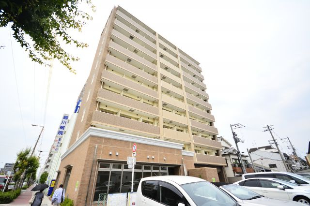 クローバー・グランデ昭和町の外観