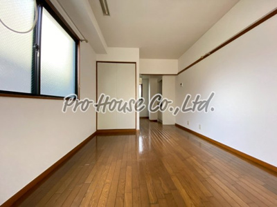 【洋室】 | ヴォージュ石川