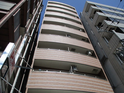 【エントランス】 | ルミエール新大阪 | きれいな外観です