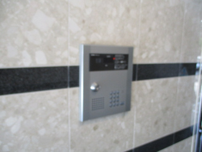 【その他】 | ルミエール新大阪 | オートロックがあるので安心です