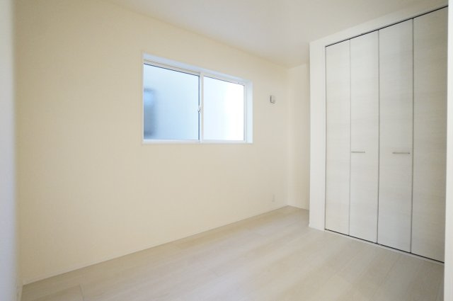 リーブルガーデン常滑市かじま台第2　1号棟の洋室|1階4.44帖の洋室は客間、書斎、趣味部屋など幅広くお使いいただけます。