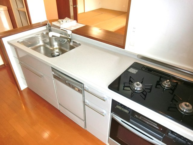 ◆２沿線以上利用可◆バルコニー広々３ＬＤＫ住戸◆全居室収納スペース付き◆パデシオン西大津|キッチン