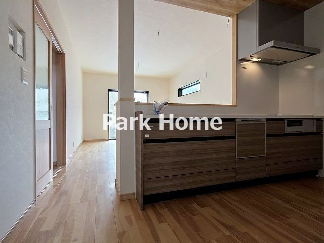 高知市鴨部　新築戸建てのキッチン|１F:16LDK