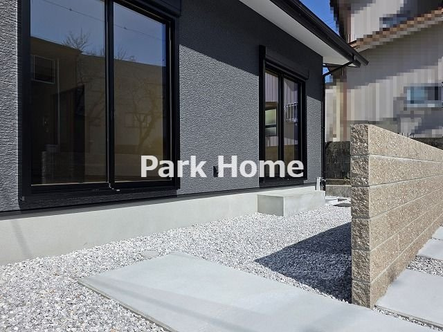 高知市鴨部　新築戸建ての庭