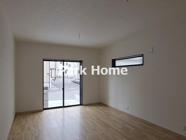 高知市鴨部　新築戸建ての居間・リビング|１F:16LDK