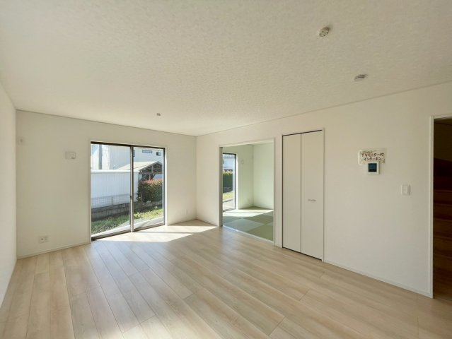 【居間・リビング】 | 前橋市青柳町第26　3号棟