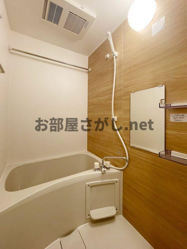 the14 HIGASHI-JUJOの浴室